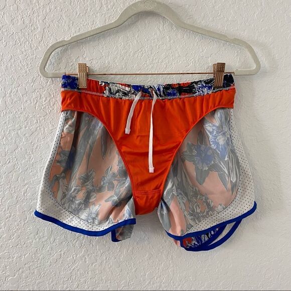 Nike DriFit Tempo Women's Floral Running Shorts Size Medium - Picture 9 of 16